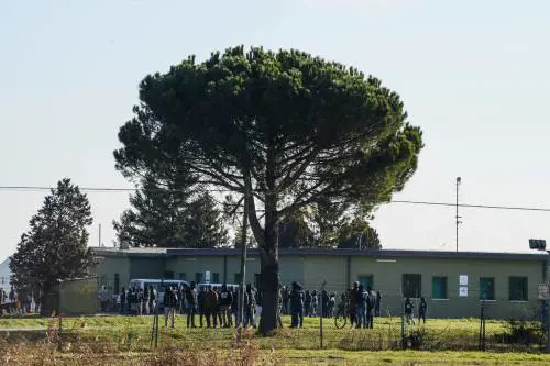 Centro accoglienza di Cona, due ex prefetti sotto indagine