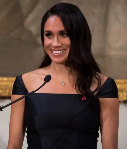 Meghan Markle ha un “contratto di gravidanza” con Harry per tornare subito in forma dopo il parto?