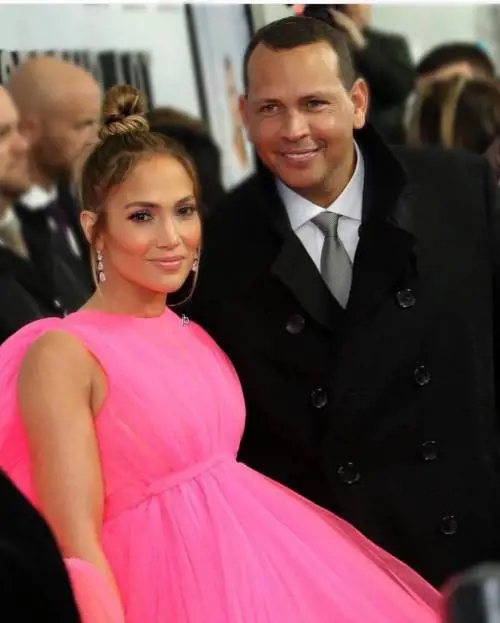 Jennifer Lopez: “Quando mi ha chiesto di sposarlo non mi fidavo di Alex. Troppo perfetto”