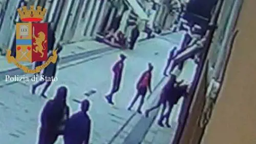 Ragusa, aggressioni omofobe: undici indagati