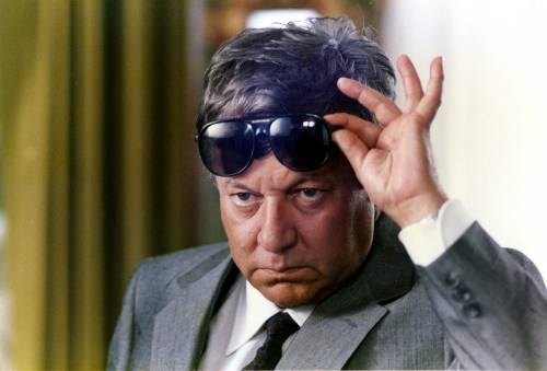 Nevrotico e intramontabile Fantozzi subisce ancora