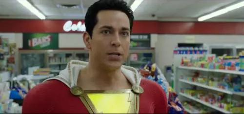 Zachary Levi di Shazam: "Ho pensato di suicidarmi"