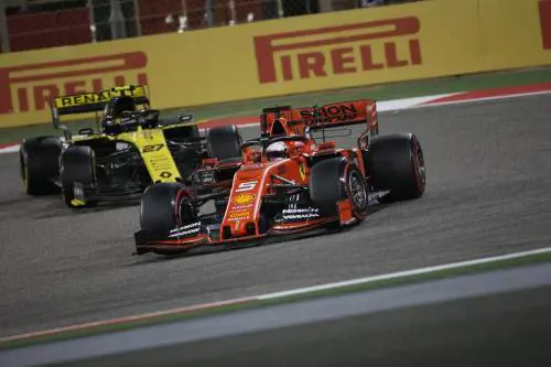 Briatore punge la Ferrari: ''Otto anni che è così, la macchina è più lenta''