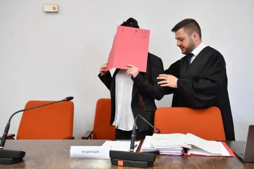 La miliziana dell'Isis Jennifer W. a processo a Monaco