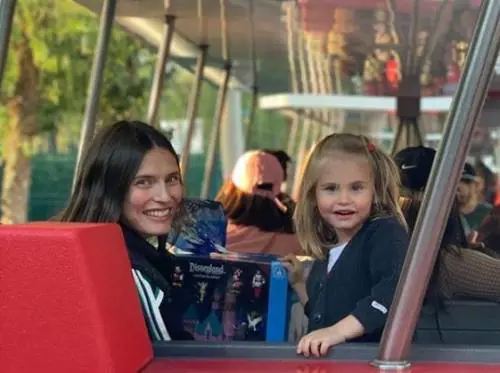 Disavventura per Bianca Balti: le figlie senza luce a Los Angeles