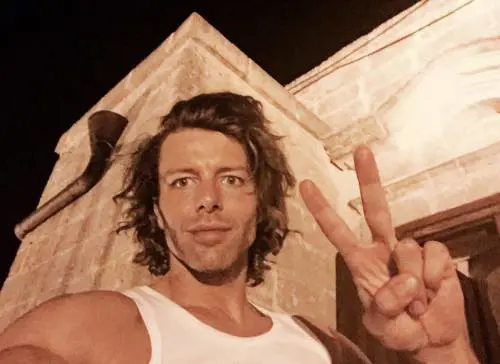Vieni da Me, Francesco Testi e la proposta di matrimonio a Reda Lapaite