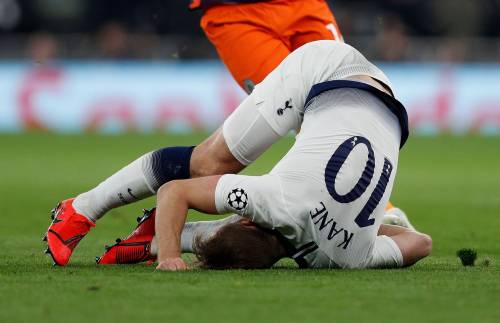 Tottenham in ansia: stagione finita per Kane?