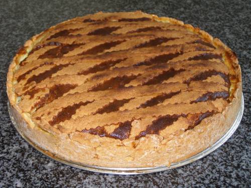 Rivolta dei napoletani sui social per la pastiera in scatola emiliana
