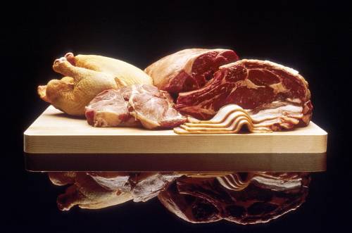 Una dieta ricca di proteine animali fa male alla salute