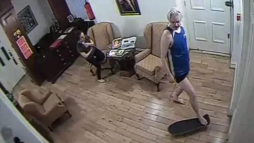 Rivelazione choc: Assange era spiato insieme a chiunque gli facesse visita