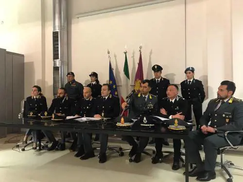 Dischi di ghisa e crack: cosi operava la "banda spaccaossa"
