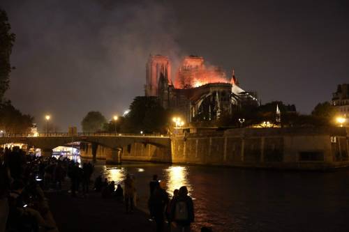 Notre Dame, record di donazioni: già raccolti 600 milioni