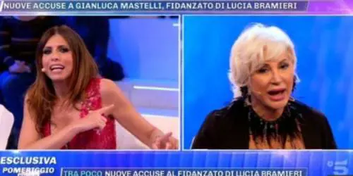 Pomeriggio 5, lite tra Lucia Bramieri e Emanuela Tittocchia
