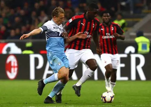 Leiva insulta l'addetto stampa disabile del Milan: "Zitto e seduto". La difesa: "Tutto falso"