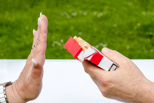 Annusare odori piacevoli riduce la voglia di sigarette