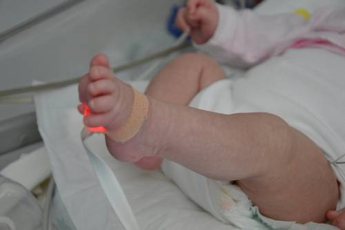 Salerno, diventa mamma per la seconda volta dopo 11 interventi chirurgici