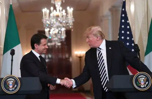 La cena di Conte con l'inviato Usa. È gelo a sinistra, nasce la fronda