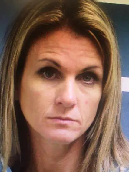 California, donna fa sesso con i fidanzati delle figlie: è in libertà vigilata