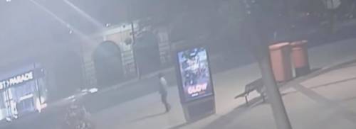 Tenta di stuprare una ragazza in videochiamata col fidanzato