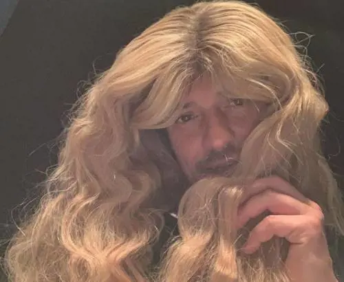 Katy Perry irriconoscibile e Orlando Bloom ne fa la parodia