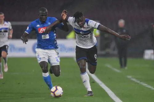Il Napoli crolla in casa contro l'Atalanta: 1-2. I nerazzurri agganciano il Milan
