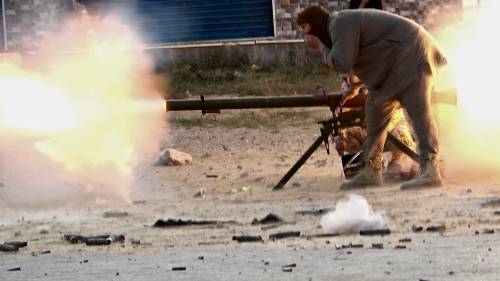 I droni "stranieri" di Haftar colpiscono Tripoli di notte