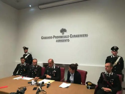 Blitz "Piazza Pulita" ad Agrigento 