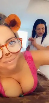 Wanda Nara hot dall'estetista 