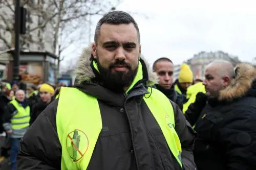 Il "falco" dei gilet gialli stanco della rivoluzione: "Mi fermo, troppo odio"