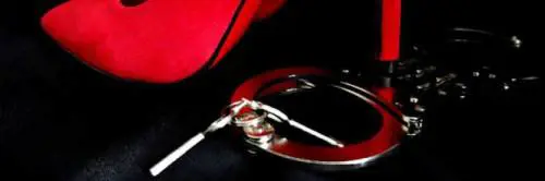 Sex toys esposti in un distributore automatico: esercente multato