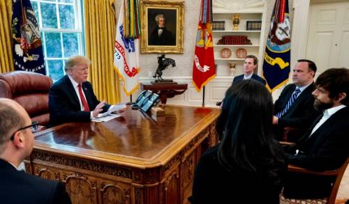 Trump perde 204 mila fan e convoca a Washington il ceo di Twitter