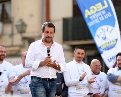 Salvini ora evoca lo strappo: "La gente mi chiede di rompere col M5s"