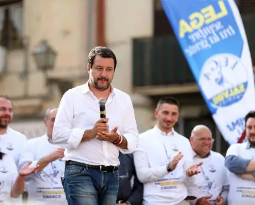 Salvini ora evoca lo strappo: "La gente mi chiede di rompere col M5s"