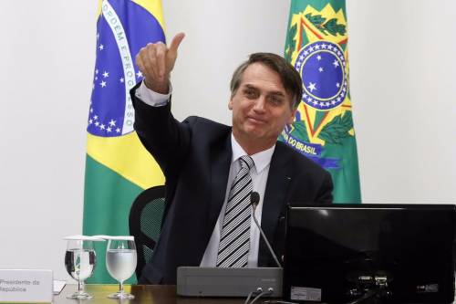Bolsonaro: "Brasile non diventerà paradiso per mondo e turismo gay"