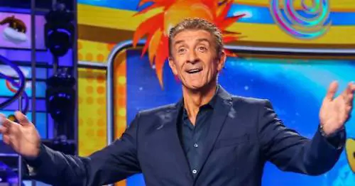 "L’amore non ha età". La rivelazione di Ezio Greggio sul rapporto con la fidanzata