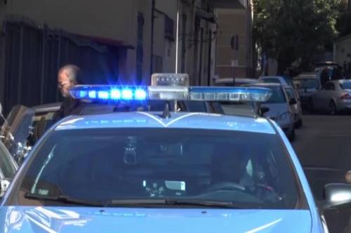 Trento, clandestino ubriaco aggredisce agenti durante un controllo