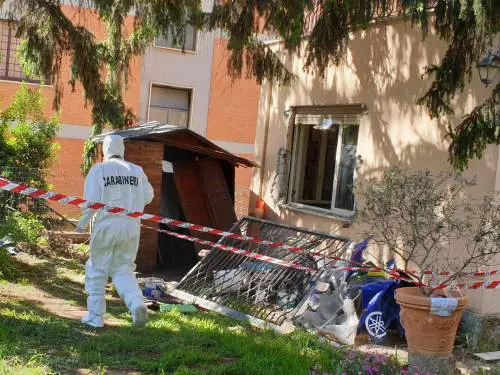 Spara e ferisce il ladro 16enne: "Se non entri, non succede..."
