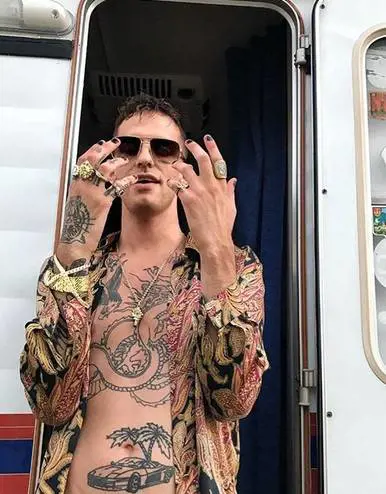 Achille Lauro incontra Vasco Rossi: "Vita spericolata per sempre"