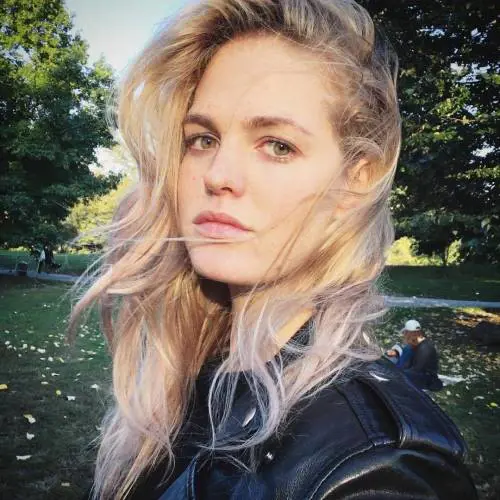 Erin Heatherton nei guai: la ex di DiCaprio è finita in bancarotta