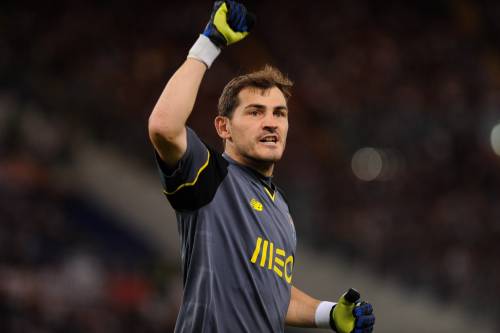 Casillas tranquillizza i tifosi: "Sto bene, è stato solo un grande spavento"