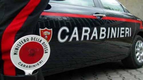 Caserta, scoperti con le prostitute investono un carabiniere