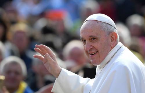 "Come liberare la Chiesa da un Papa che cade in eresia?". Bergoglio ancora sotto attacco