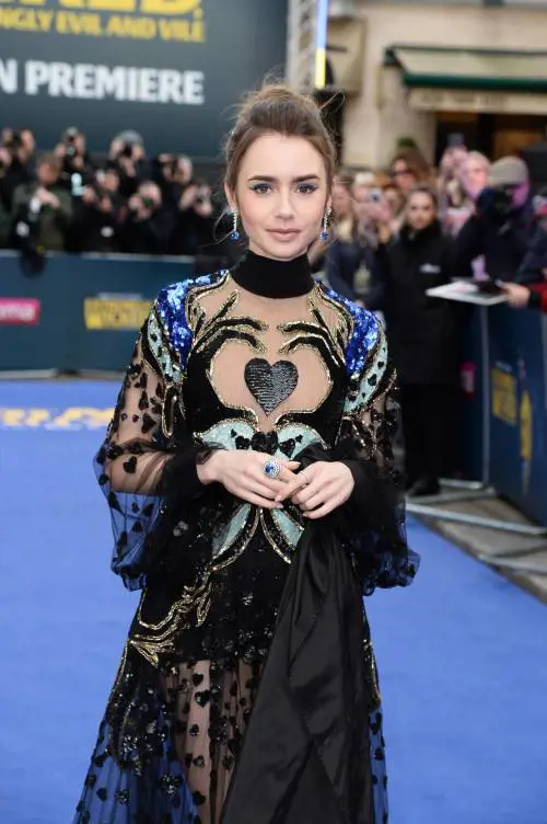 Lily Collins: "Per colpa del film su Ted Bundy sono stata perseguitata dai fantasmi"