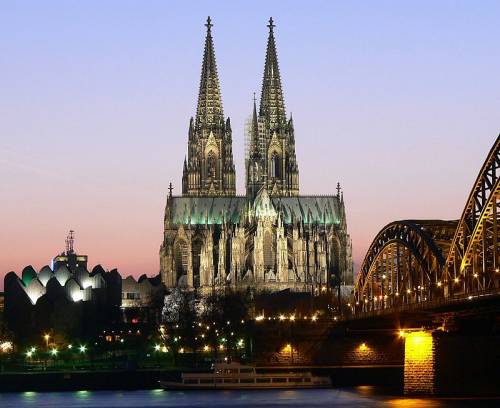 Vescovi tedeschi: "Il cristianesimo rischia di sparire dalla Germania"