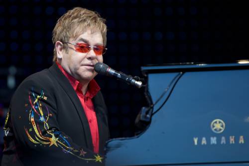 Elton John: "Un altro figlio? Mi piacerebbe ma sono troppo vecchio"