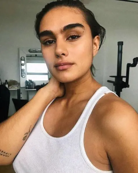 H&M lancia la bellezza "rotonda" della modella curvy Jill Kortleve