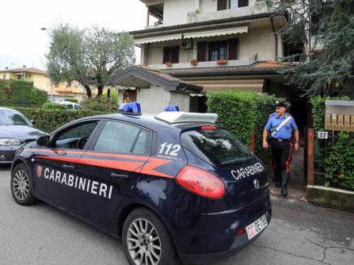 Piacenza, marocchina trovata morta in casa: spariti marito e figli