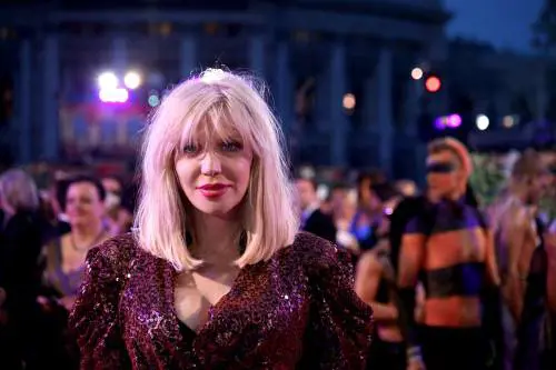 Courtney Love: "Brad Pitt in un biopic su Cobain? Non è dotato"