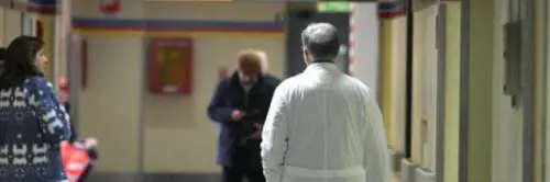 Tumore alle ossa: sintomi, cause e terapie