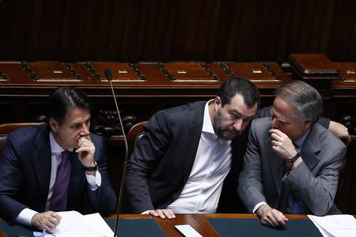 Per Salvini è ora di rompere questo rapporto contro natura